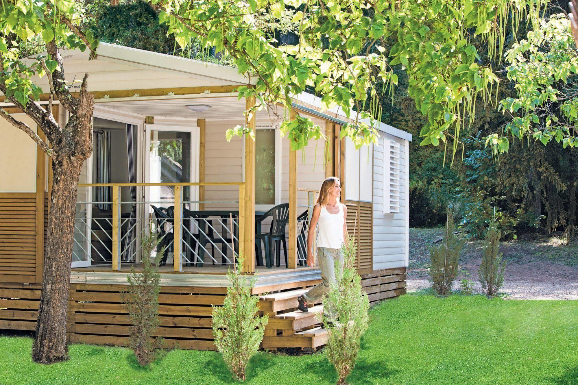 Club Vacances Bleues Domaine De Chateau Laval Gréoux-les-Bains Exteriör bild